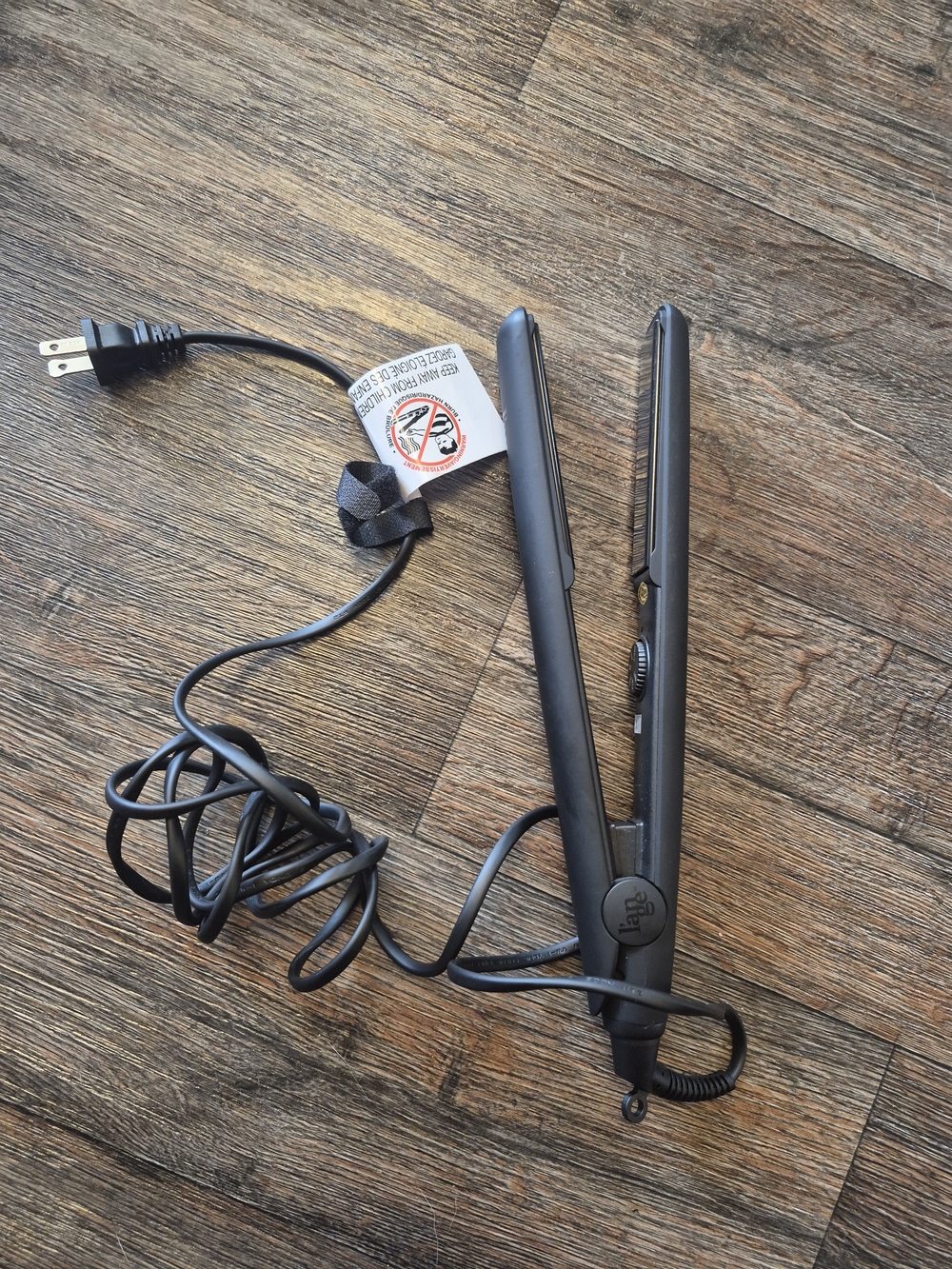 Lange Black Hair Flat Iron Straightener